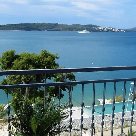 Villa Trogir Apartment 公寓